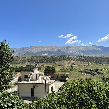 Gjirokastër River Bridge Private Room מראה חיצוני תמונה