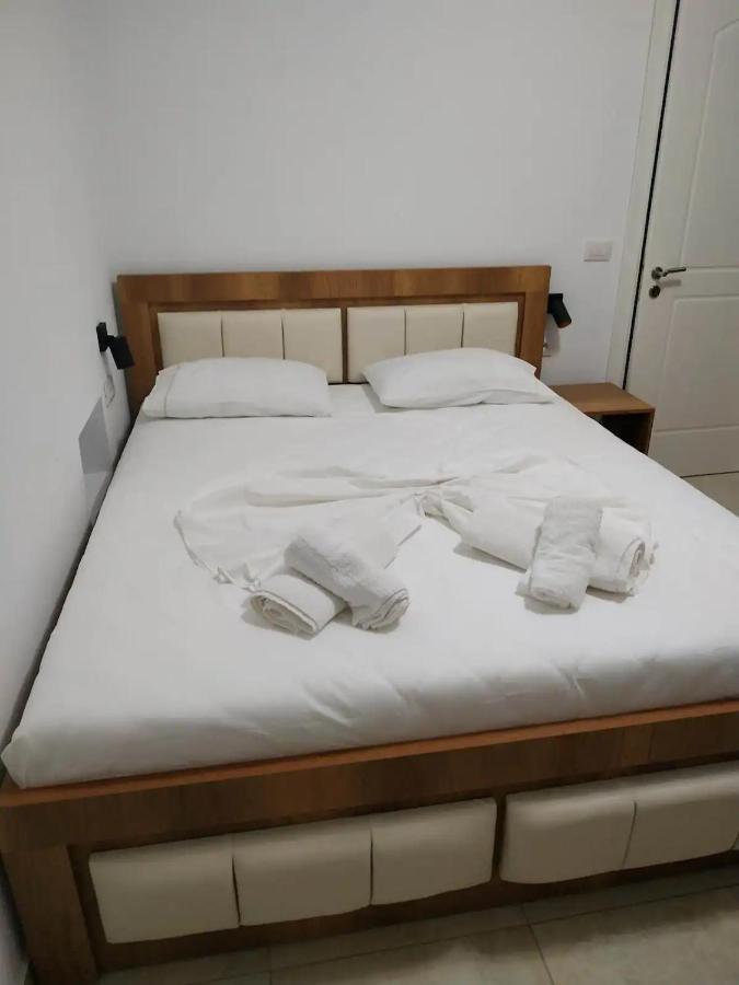 Gjirokastër River Bridge Private Room מראה חיצוני תמונה