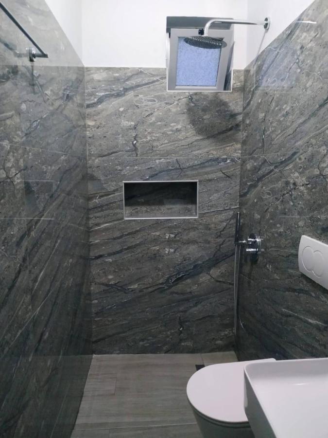 Gjirokastër River Bridge Private Room מראה חיצוני תמונה