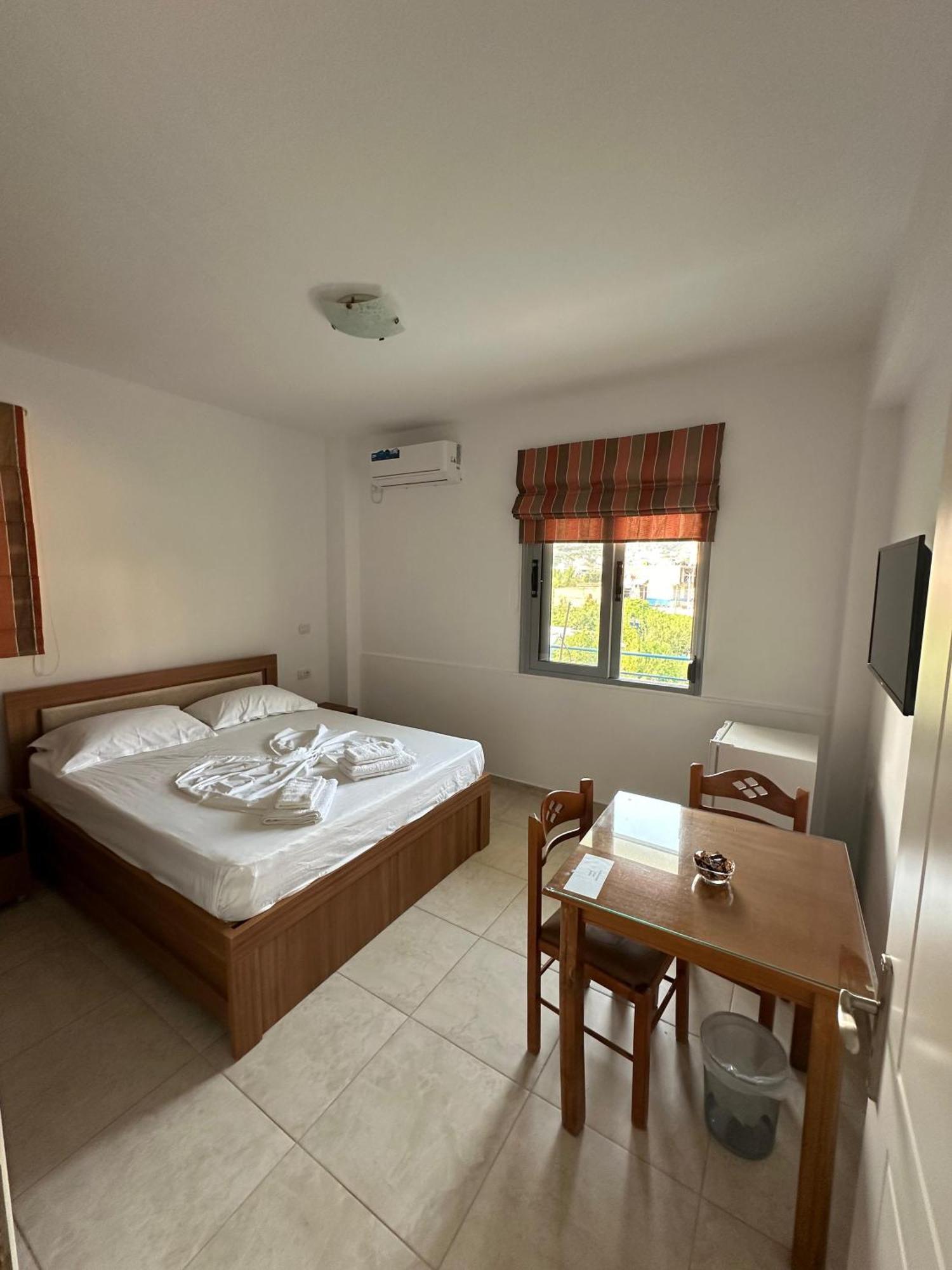 Gjirokastër River Bridge Private Room מראה חיצוני תמונה