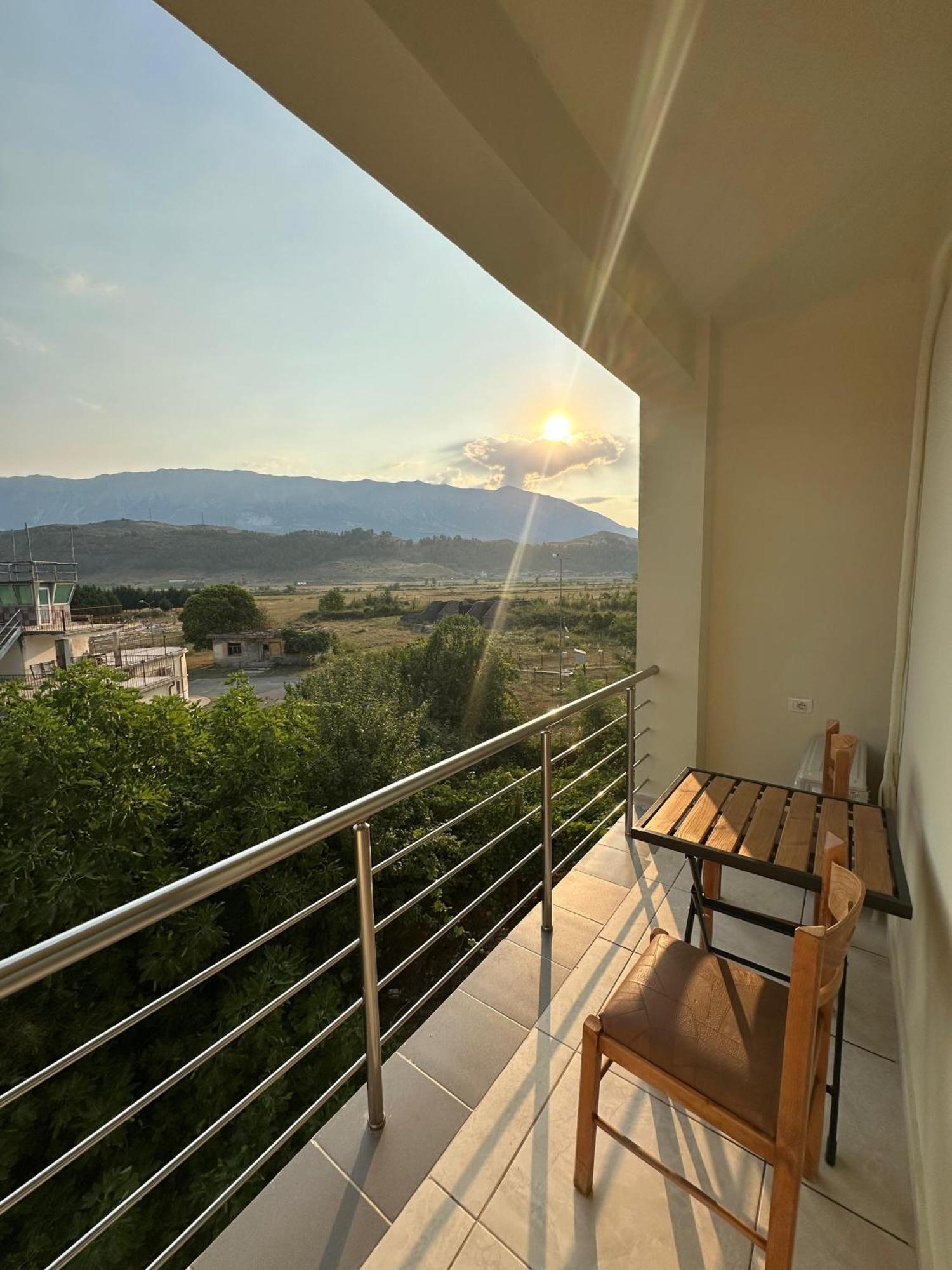 Gjirokastër River Bridge Private Room מראה חיצוני תמונה